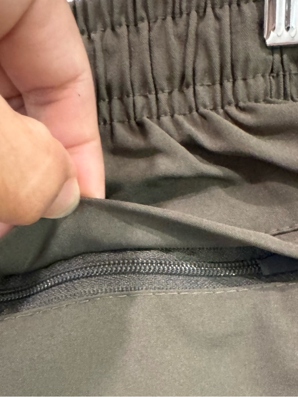 ❤️ 2/$37 COVE Olive Active hybrid athlete/swim  shorts 5” inseam $48 - Picture 10 of 10